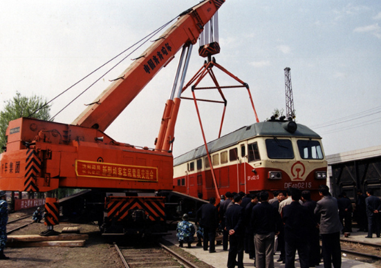 鋼絲繩搭配吊裝帶吊裝現場
